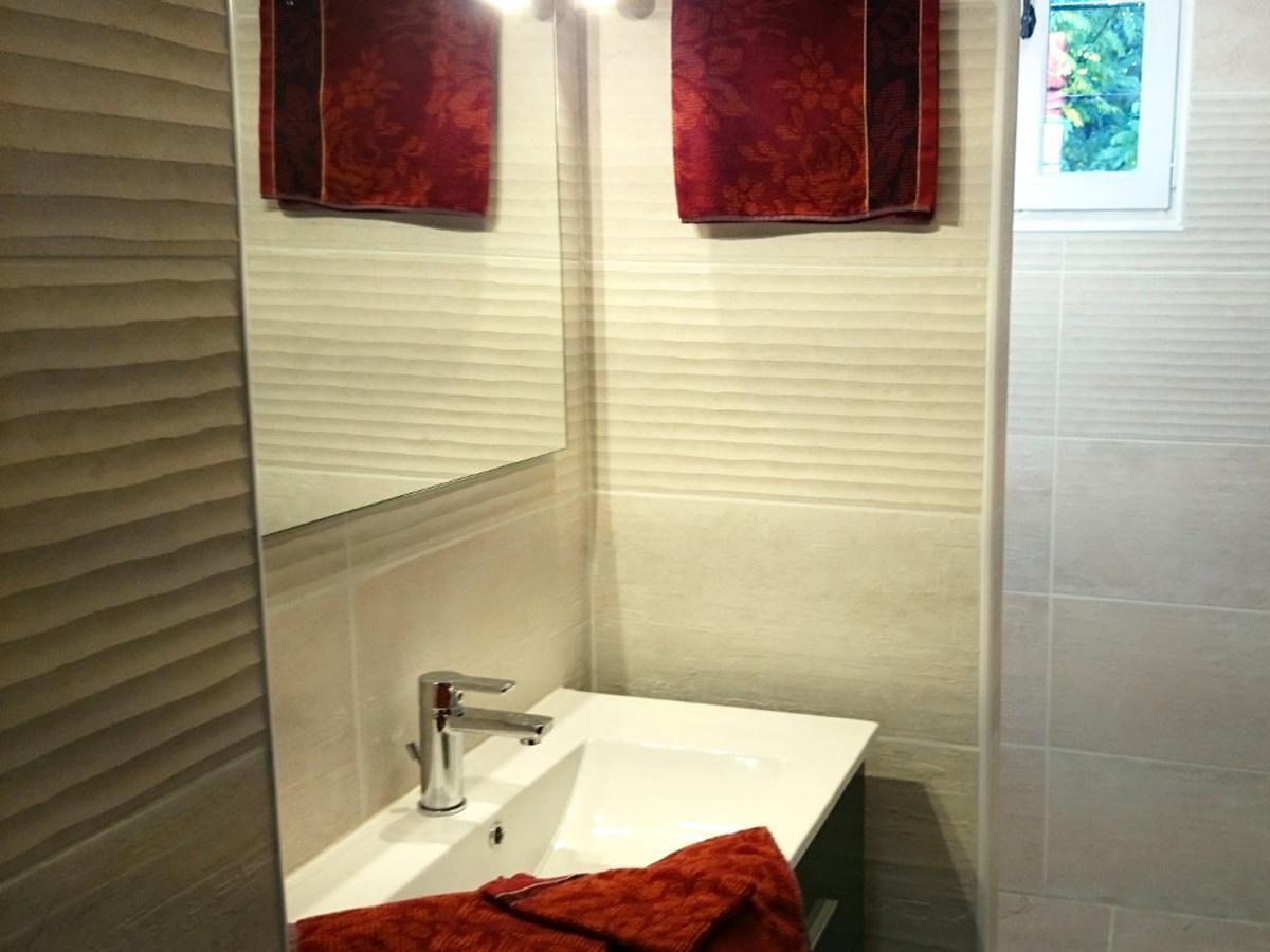 Le Clos Chez Michel Montpellier Bagian luar foto